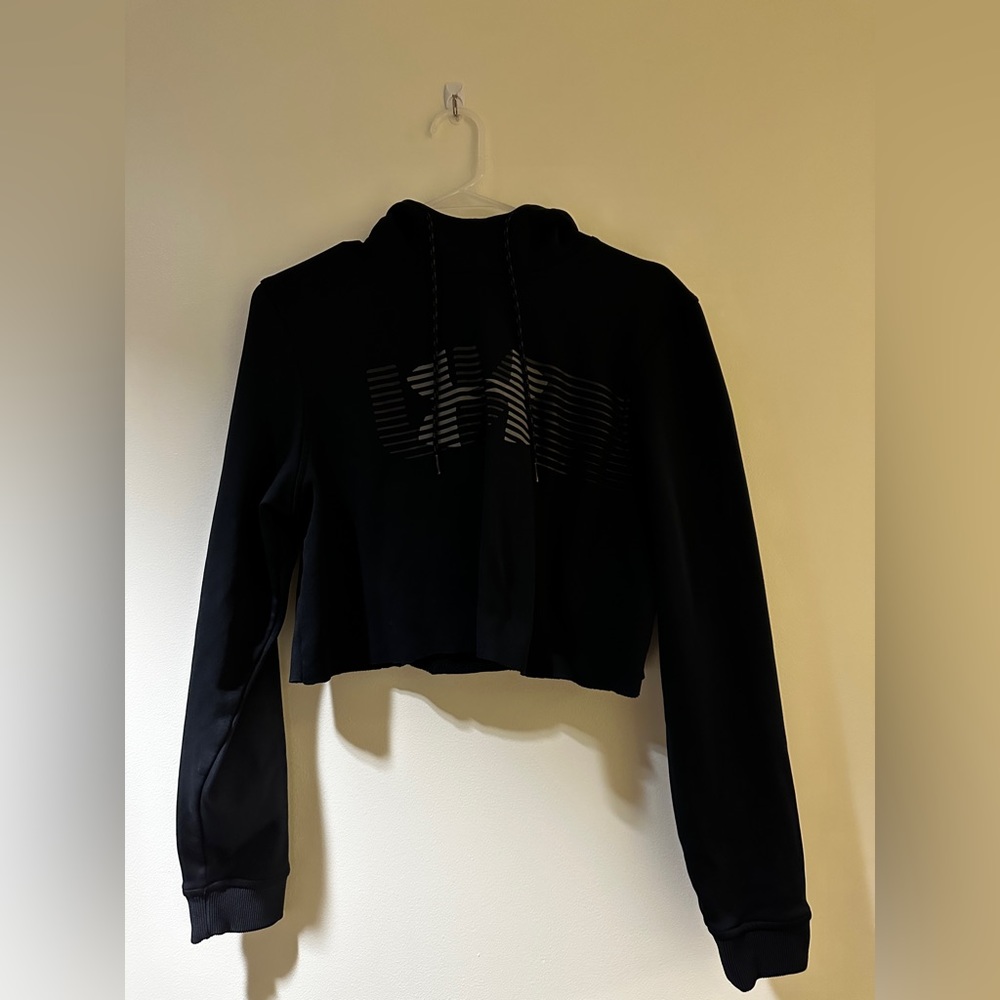 Cropped under armour hoodie